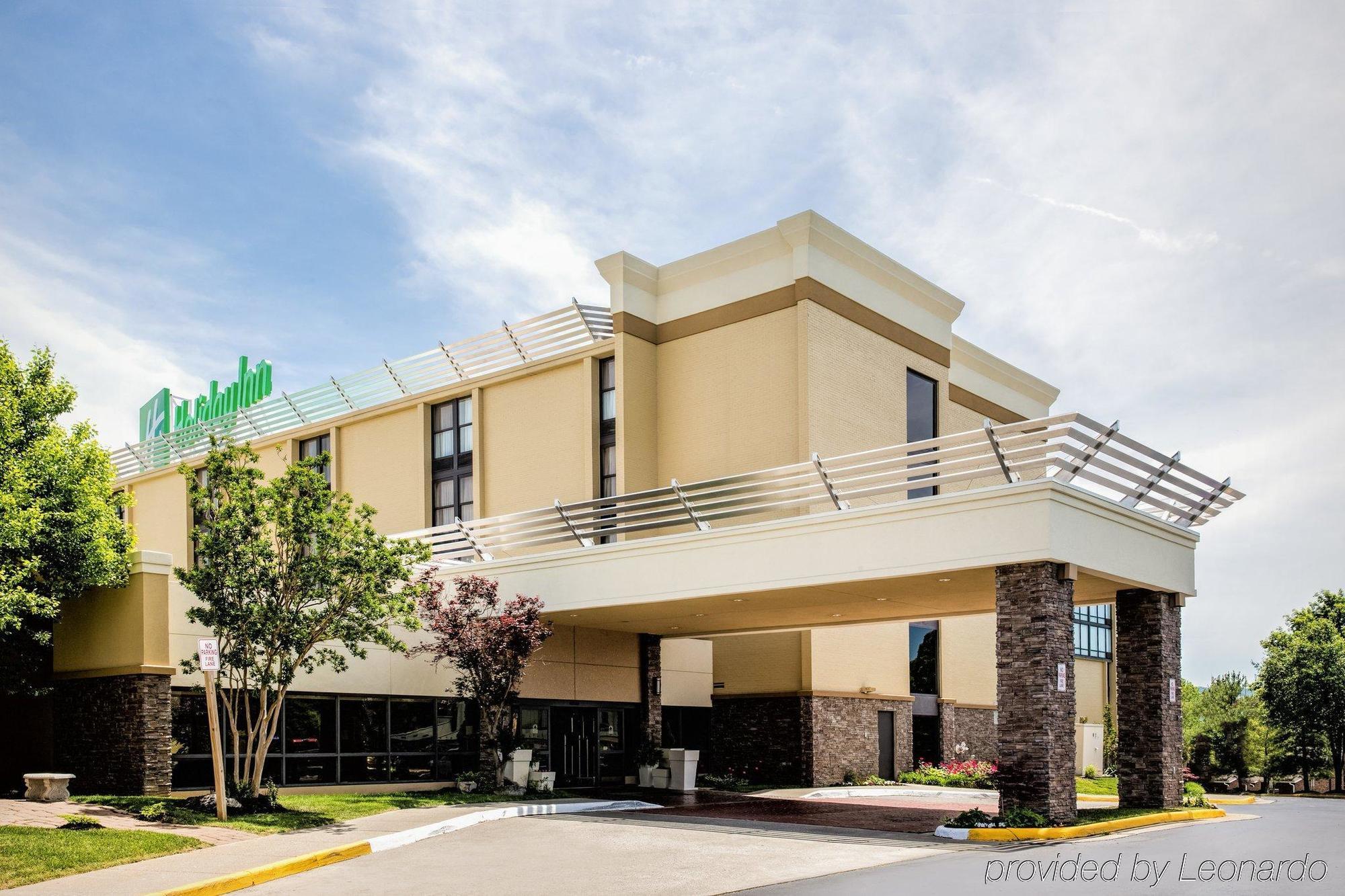 Holiday Inn Roanoke - Tanglewood Route 419 & I 581, An Ihg Hotel Exterior photo